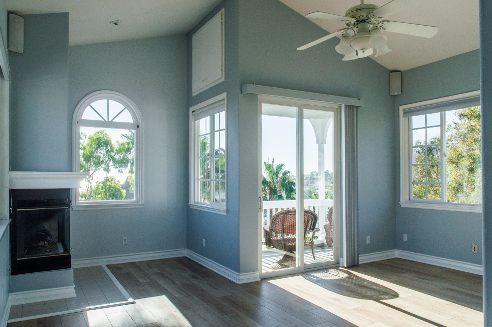 Riley Windows by Material